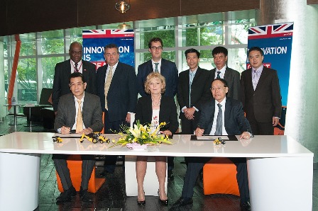 them-mot-hop-tac-thuong-mai-anh-viet-duoc-xuc-tien