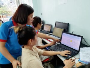 Học tin học văn phòng cấp tốc tại Thanh Hóa Cùng theo dõi trang của ATC để thường xuyên cập nhật các kiến thức hay các bạn nhé!  Trong bài viết hôm nay, ATC xin chia sẻ cùng các bạn về chủ để:  Cách đặt mật khẩu cho máy tính  Một ngôi nhà cần có các lớp cổng bảo vệ.máy tính cá nhân của bạn cũng vậy, nó chứa vô vàn các tài liệu từ công việc tới giải trí…  Nếu muốn cài mật khẩu cho máy tính bạn phải làm như thế nào? Bài viết sau đây sẽ trả lời giúp bạn câu hỏi đó.