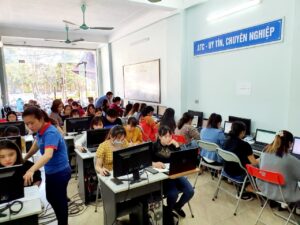Học tin học văn phòng cấp tốc tại Thanh Hóa Cùng theo dõi trang của ATC để thường xuyên cập nhật các kiến thức hay các bạn nhé!  Trong bài viết hôm nay, ATC xin chia sẻ cùng các bạn về chủ để:  Cách đặt mật khẩu cho máy tính  Một ngôi nhà cần có các lớp cổng bảo vệ.máy tính cá nhân của bạn cũng vậy, nó chứa vô vàn các tài liệu từ công việc tới giải trí…  Nếu muốn cài mật khẩu cho máy tính bạn phải làm như thế nào? Bài viết sau đây sẽ trả lời giúp bạn câu hỏi đó.