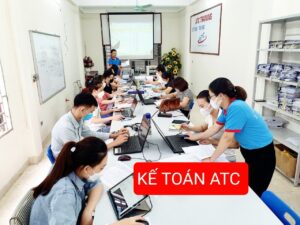 Học kế toán tại Thanh Hóa- trung tâm đào tạo kế toán ATC chia sẻ đến các bạn sinh viên kế toán mới ra trường kinh nghiệm xin việc kế toán thành công.
