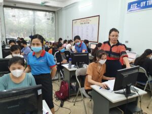 Học tin học văn phòng cấp tốc tại Thanh Hóa  ĐỪNG ĐỌC NẾU KHÔNG MUỐN GIỎI TIN HỌC VĂN PHÒNG!!!  95% nhân viên hành chính, kế toán văn phòng sử dụng Excel trong công việc hàng ngày.  85% nhân viên giỏi là những người THÀNH THẠO Excel và các công cụ tin học văn phòng.  Đừng để EXCEL trở thành ĐIỂM YẾU, CẢN BƯỚC sự nghiệp của bạn!  Tin học văn phòng tại ATC là lộ trình duy nhất tập hợp tất cả những kiến thức cần thiết cho dân văn phòng!
