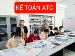 Học kế toán tại Thanh Hóa Trung tâm ATC là địa chỉ tin cậy của đông đảo các bạn học viên xa gần. Các bạn đến từ khắp các huyện thị của tỉnh Thanh Hóa. Có người vượt hàng trăm cây số từ các huyện Lang Chánh, Bá Thước về đây để đăng ký khóa học kế toán thực hành tổng hợp của trung tâm ATC. Niềm tin của học viên dành cho trung tâm- được đáp trả bằng chất lượng và hiệu quả nhận được của học viên sau khóa học. ATC- một thương hiệu mạnh trong lĩnh vực đào tạo kế toán tại Thanh Hóa.