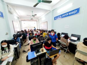 Địa chỉ trung tâm học kế toán ở Thanh Hóa  Triển vọng nghề nghiệp cho nghề Kế toán được đánh giá ở mức tốt. Sự tăng trưởng về số việc làm cho ngành Kế toán tăng mạnh khi nhiều công ty, tổ chức nối nhau ra đời. Việc nhiều ngành công nghiệp khác nhau tuyển dụng lao động Kế toán là một sự thuận lợi thúc đẩy sự tăng trưởng về số việc làm tuyển dụng của nghề này.