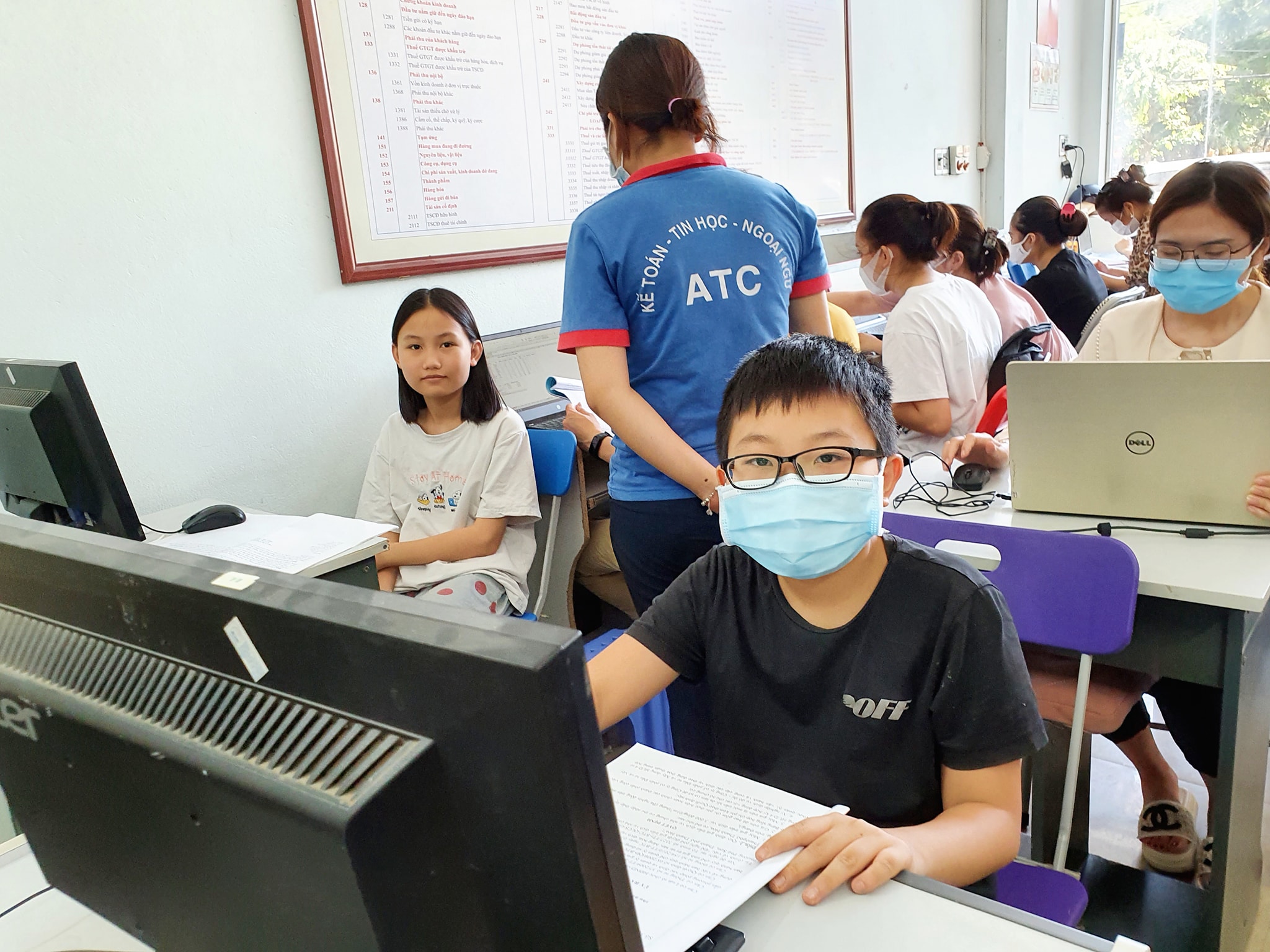 Trung tâm dạy tin học cho trẻ em ở Thanh Hóa Trung tâm dạy tin học cho trẻ em ở Thanh Hóa Thầy Cô tại Trung Tâm Tin Học ATC luôn cố gắng hết mình mang đến cho các em nền tảng kiến thức