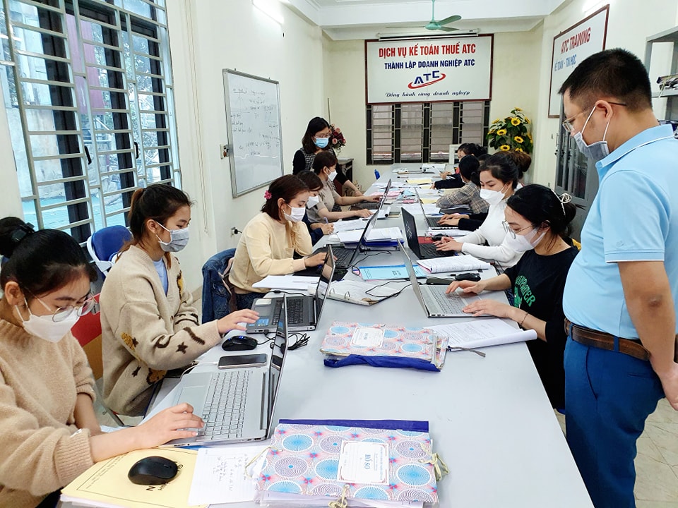 Học kế toán cấp tốc tại Thanh Hóa Làm kế toán mỗi loại hình doanh nghiệp sẽ có những đặc thù riêng, học hành luôn luôn cần thiết,