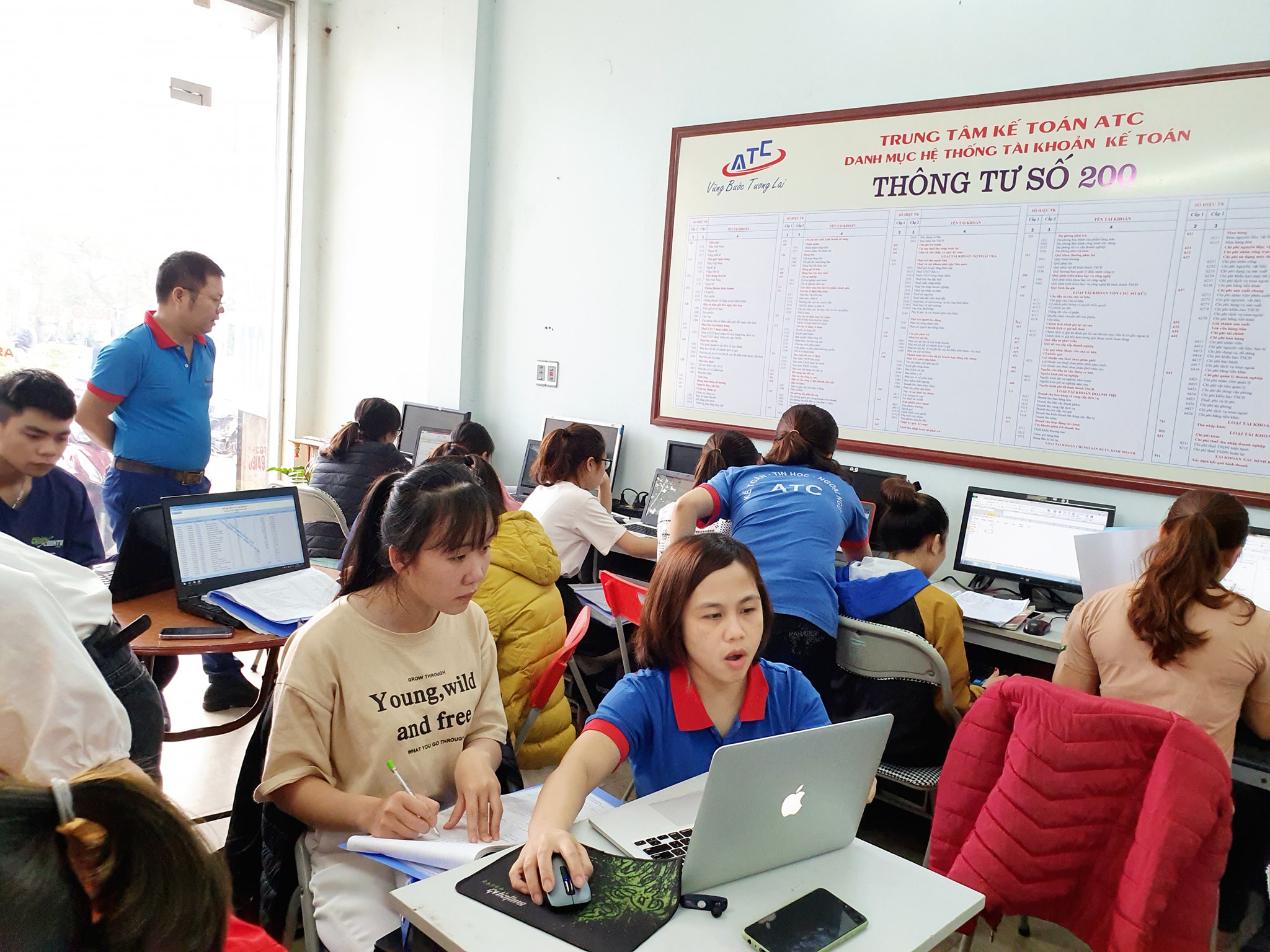 Địa chỉ trung tâm kế toán tại Thanh Hóa Trời NẮNG NHƯ ĐỔ LỬA...nhưng em vượt hàng 100km để đến học ATC Phải nói là thực sự biết ơn ATC