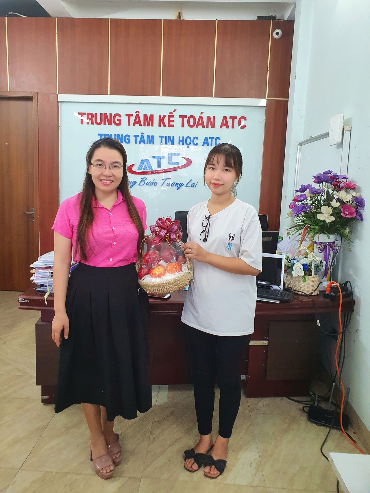 trung tam ke toan tai thanh hoa Bạn Trang học viên có 2 CON NHỎ, nhà có DOANH NGHIỆP riêng, nhưng hàng ngày vẫn MIỆT MÀI vượt
