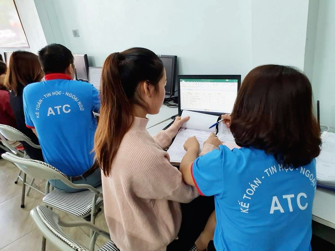 Hoc tin hoc thuc hanh tai thanh hoa Một thực trạng chung của sinh viên mới ra trường đó là các kỹ năng mềm cũng như các kỹ năng cơ bản về tin