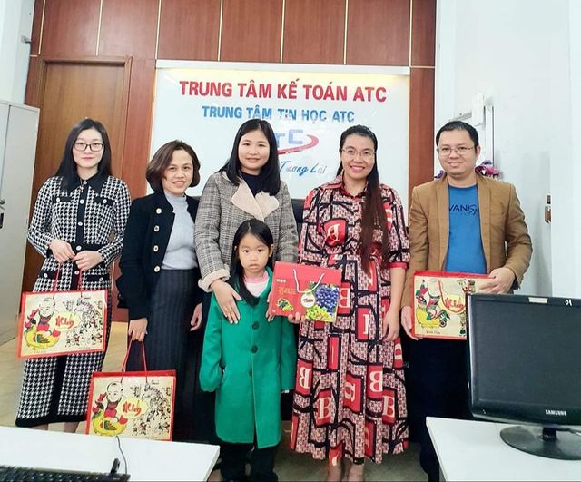 Trung tâm kế toán tại thanh hóa THẦY CÔ ATC DÀNH CẢ THANH XUÂN ĐỂ NHẬN QUÀ TẾT CỦA HỌC VIÊNPhải trao đi GIÁ TRỊ và CHẤT LƯỢNG thì mới có