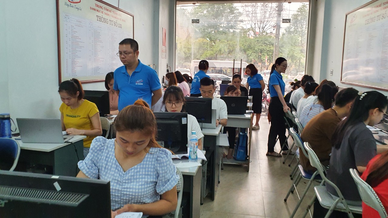 Hoc tin hoc tai thanh hoa Công việc của bạn thường xuyên bị trì trệ, báo cáo của bạn bị Sếp đánh giá là thiếu chuyên nghiệp. Mặc dù bạn đã