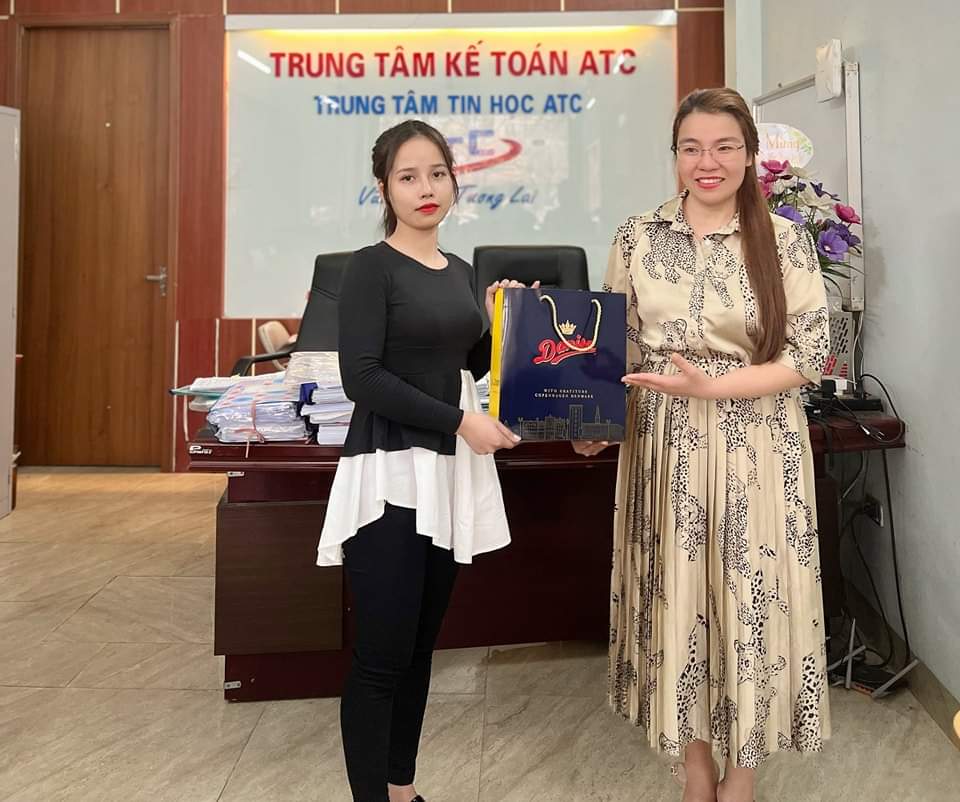Học kế toán thuế tại Thanh Hoá “Ông  trời tạo ra địa chấnCòn ATC tạo ra điểm nhấn”Được sự tin tưởng và yêu thương của các bạn học