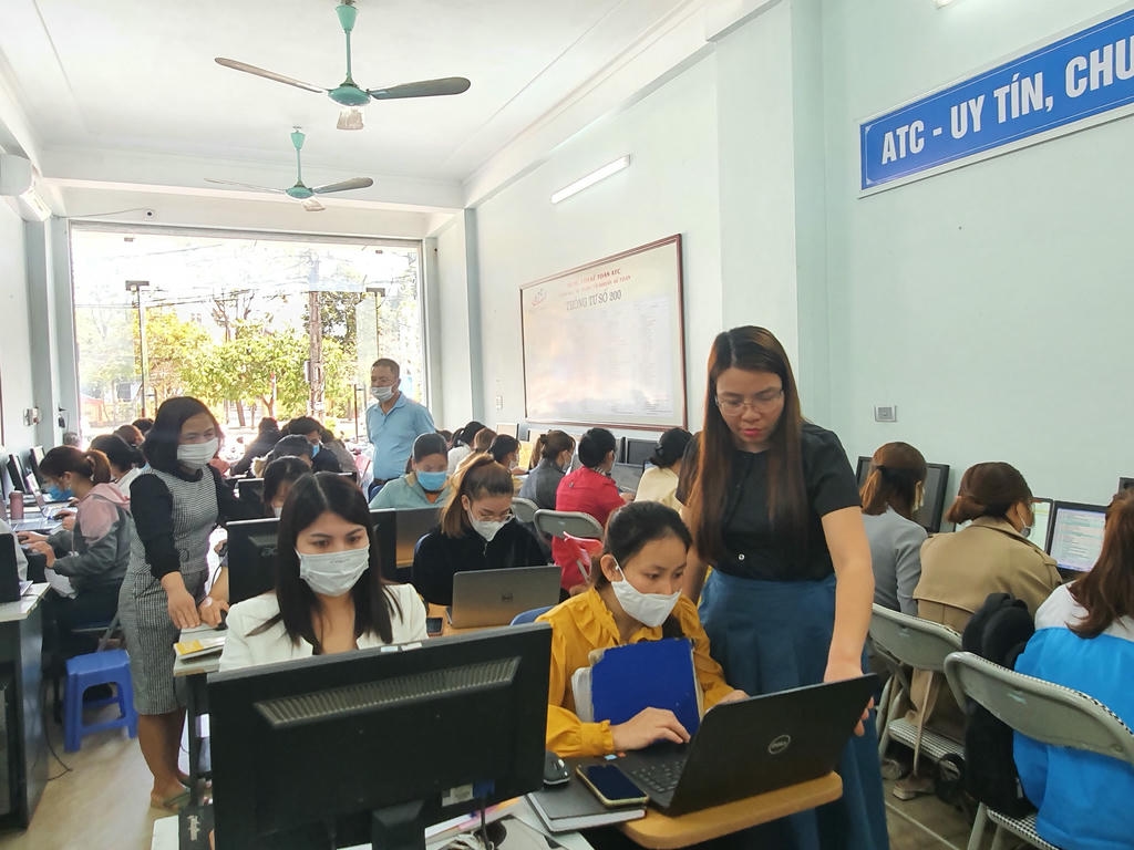 Hoc tin hoc tai thanh hoa Muốn thành công phải đầu tư thời gian, công sức và chất xám.Hãy đầu tư vào ATC bạn sẽ không phải thất vọng đâu,