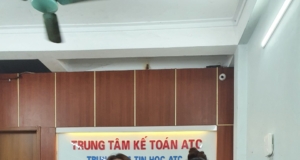 Học kế toán cấp tốc ở thanh hóa Về lại trường xưa với bao kỹ niệm.Bóng dáng cô thầy vấn vương không rời…Mỗi năm cứ đến ngày này là