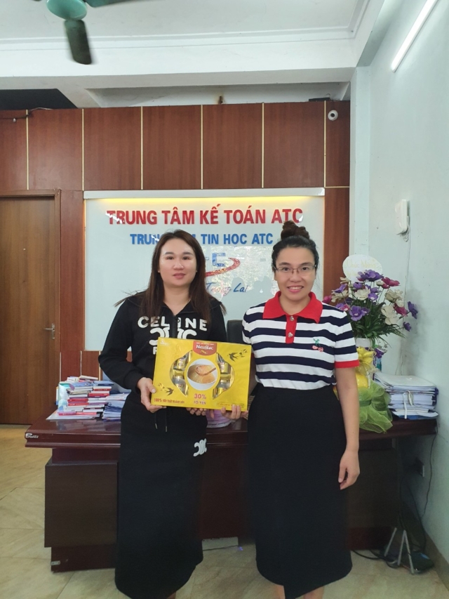 Học kế toán cấp tốc ở thanh hóa Về lại trường xưa với bao kỹ niệm.Bóng dáng cô thầy vấn vương không rời…Mỗi năm cứ đến ngày này là