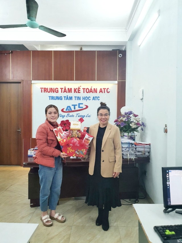 Học tin học ở thanh hóa « Một rừng hoa mai nởMột bầy chim én đưa tinChúa xuân giáng trần thật xinh. »Mùa xuân mùa đẹp nhất trong