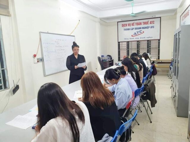 https://atcketoan.vn/trung-tam-ke-toan-tai-thanh-hoa/